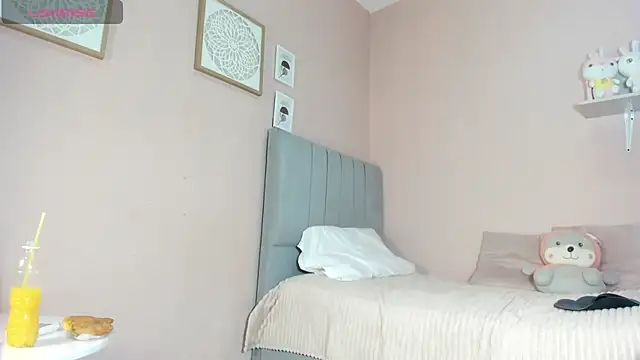 mary cute9 online show from 11-22-25, 12:26