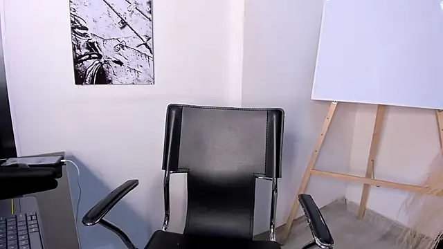 Snapshot of Allison_greey chatting on 03-17-26, 12:41 Allison greey online show from 03-17-26, 12:41