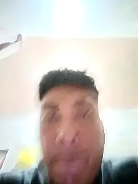 crisssalazar online show from 09-09-25, 02:11