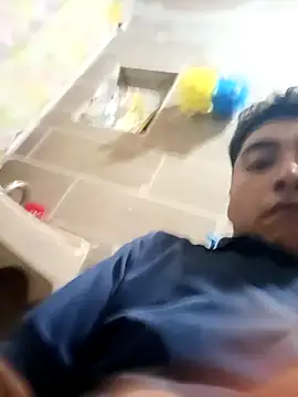 crisssalazar online show from 10-29-25, 01:19