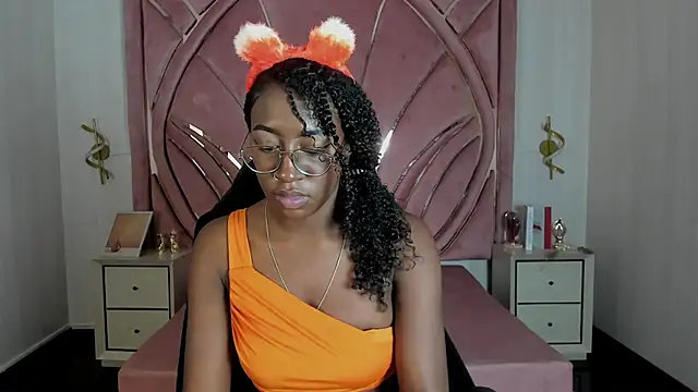 Qeen blackk online show from 10-17-25, 08:44