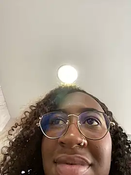 Qeen blackk online show from 10-21-25, 06:52