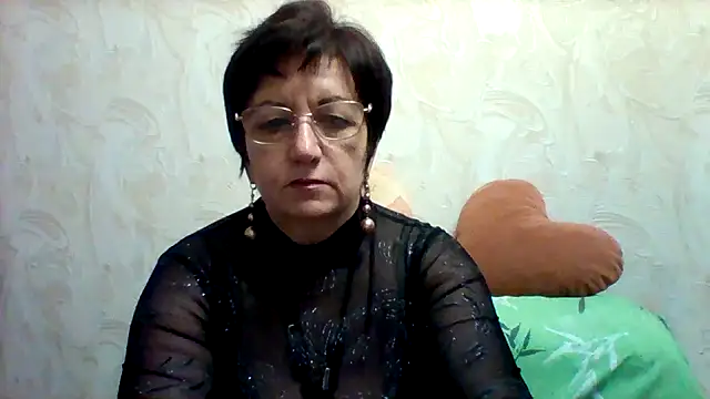 Snapshot of Lota5821 chatting on 03-19-25, 06:55 Lota5821 online show from 03-19-25, 06:55