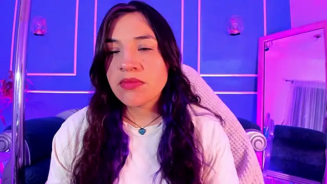 TaraTaylorr online show from 12-22-25, 02:08