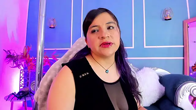 TaraTaylorr online show from 03-16-26, 05:44