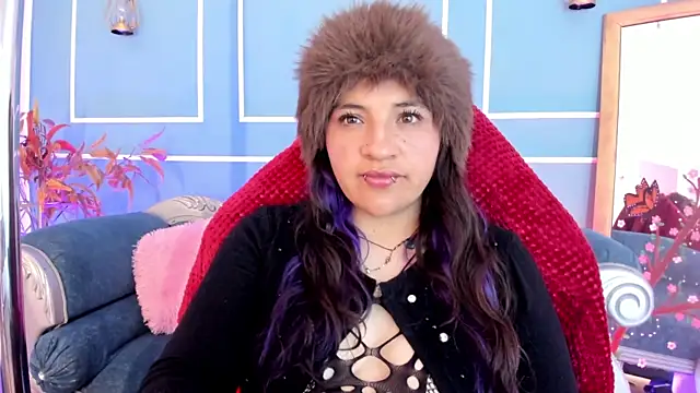 TaraTaylorr online show from 05-22-26, 03:35