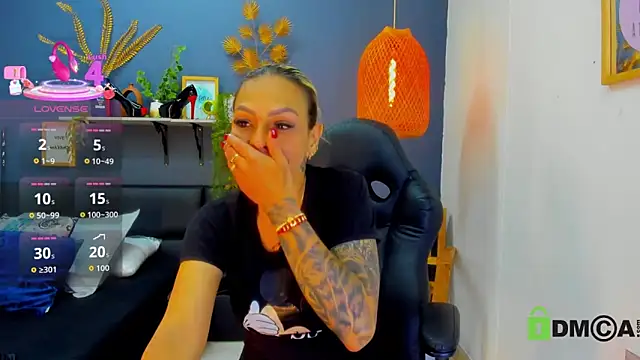 yessila parker online show from 04-17-26, 08:50