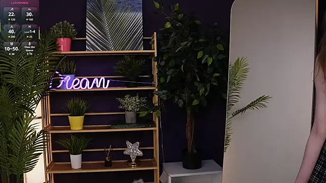 AmityDilley online show from 09-10-25, 01:22