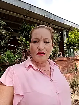 Snapshot of Sexy-Woman-Mature chatting on 05-08-26, 02:33 Sexy-Woman-Mature online show from 05-08-26, 02:33