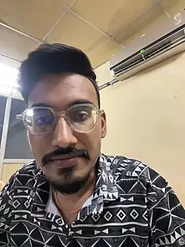 hypersexdriveboi online show from 03-18-25, 02:48