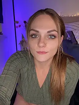 OCTAPUSSY2000 online show from 12-16-25, 08:36