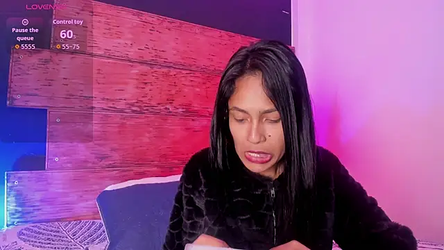 Snapshot of Fernanda_liie_ chatting on 06-03-26, 01:03 Fernanda liie online show from 06-03-26, 01:03
