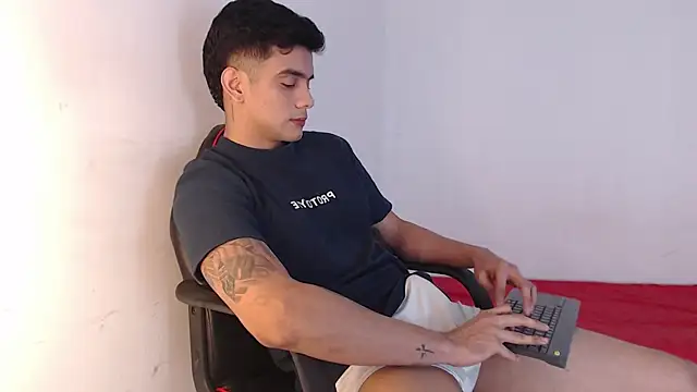 adam levis17 online show from 10-29-25, 04:59