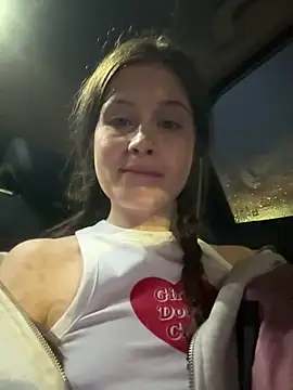 Snapshot of melicious_ chatting on 03-04-25, 08:02 melicious online show from 03-04-25, 08:02