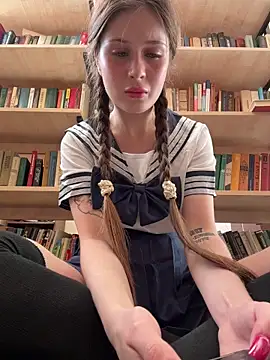 Snapshot of melicious_ chatting on 10-18-25, 09:43 melicious online show from 10-18-25, 09:43