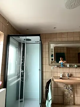 xy monkeyBigCock online show from 09-30-25, 09:36