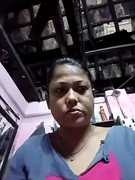 Snapshot of mens_weakness chatting on 10-28-25, 03:58 mens weakness online show from 10-28-25, 03:58