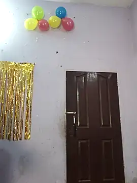 Snapshot of mens_weakness chatting on 11-11-25, 04:29 mens weakness online show from 11-11-25, 04:29