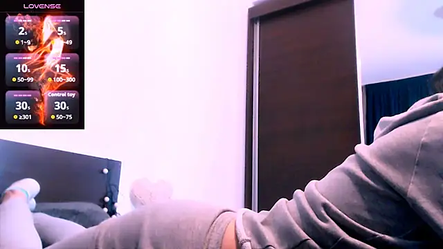 Alina eve online show from 12-13-25, 07:53