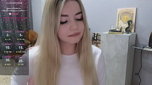 Snapshot of maaaay20 chatting on 03-03-25, 06:22 maaaay20 online show from 03-03-25, 06:22