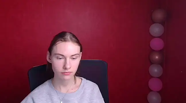 Fiona Night online show from 03-06-25, 03:35