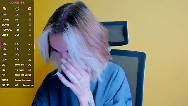 Fiona Night online show from 09-29-25, 05:12