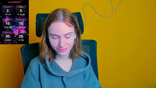 Fiona Night online show from 04-01-26, 01:41