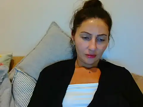 Irina9793 online show from 07-05-26, 07:43