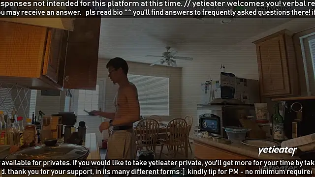 yetieater online show from 04-08-26, 06:19