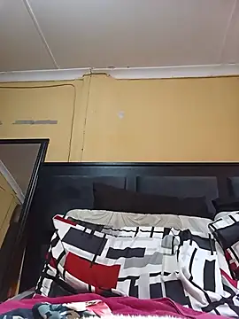JuicyMilkyTizzy online show from 06-04-26, 07:25