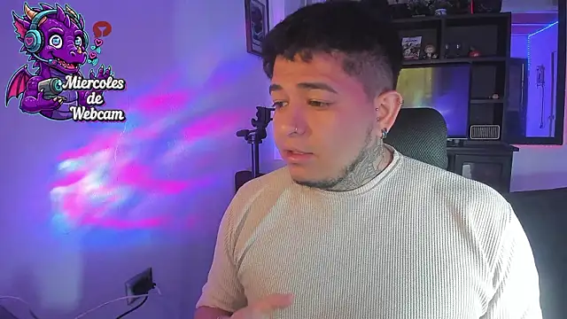 Snapshot of Strip_Classes_Col chatting on 01-14-26, 03:06 Strip Classes Col online show from 01-14-26, 03:06