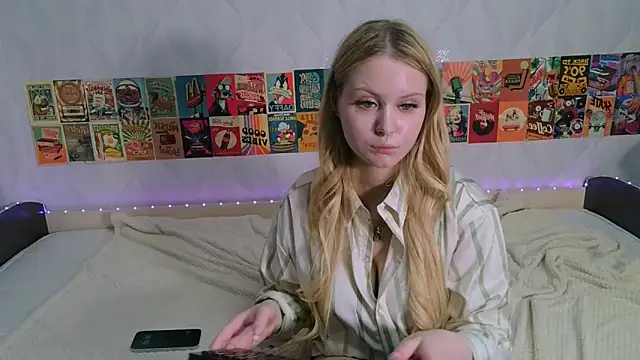 Snapshot of Beatrice_7 chatting on 03-06-25, 02:40 Beatrice 7 online show from 03-06-25, 02:40