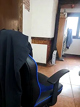 Melody73 online show from 03-26-26, 05:18