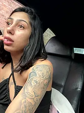 Snapshot of lex-llexiiii27 chatting on 01-08-26, 01:46 lex-llexiiii27 online show from 01-08-26, 01:46