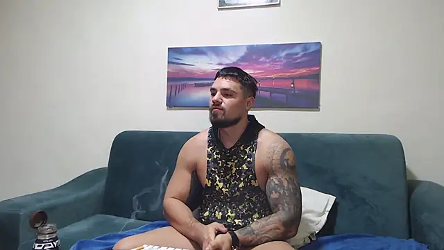 Tiberius hunk online show from 12-15-25, 06:06