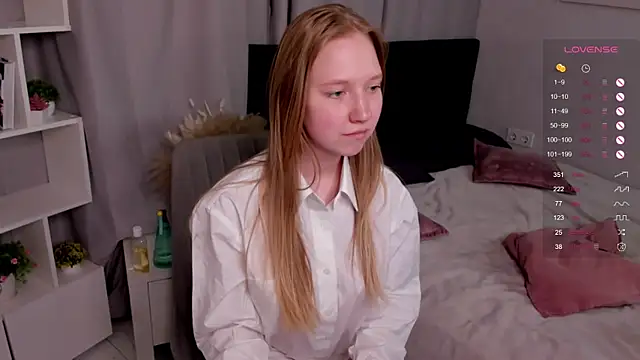 Snapshot of ChelseaBooton chatting on 03-16-25, 06:12 ChelseaBooton online show from 03-16-25, 06:12