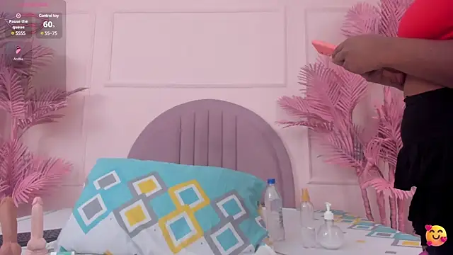 Hanaahquinn online show from 03-10-25, 11:42