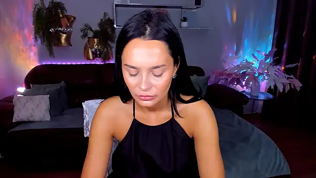 DanaSincere online show from 06-19-26, 03:33