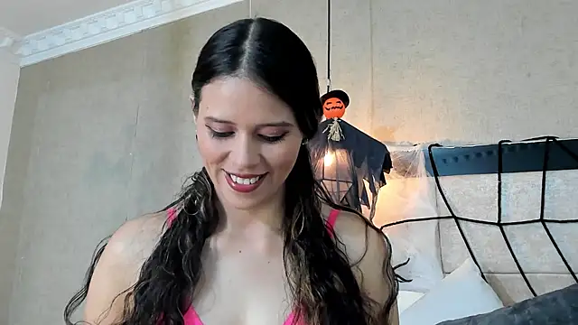 LiliJensen online show from 10-24-25, 08:16