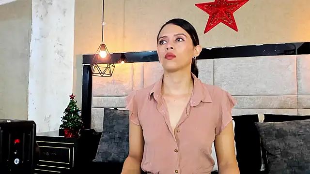 LiliJensen online show from 11-30-25, 08:02