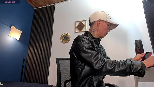 CRAZY-BOY99 online show from 03-12-25, 12:36