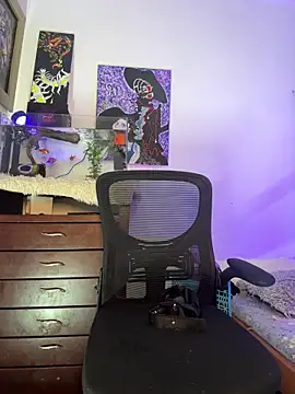 CRAZY-BOY99 online show from 05-22-26, 08:42