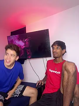 Snapshot of Miguel_bigcock chatting on 01-15-26, 04:50 Miguel bigcock online show from 01-15-26, 04:50