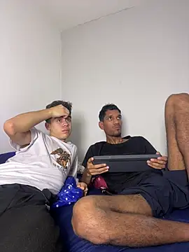 Snapshot of Miguel_bigcock chatting on 02-07-26, 09:40 Miguel bigcock online show from 02-07-26, 09:40