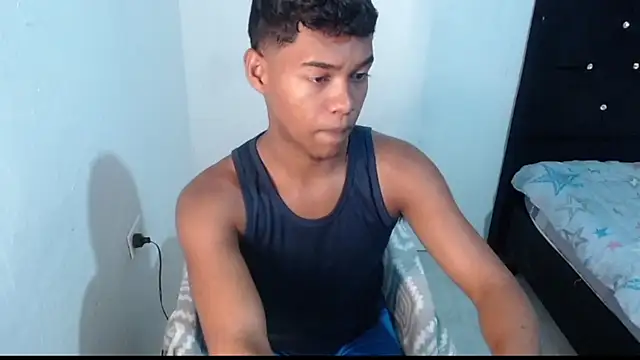 Snapshot of Jampier_sexyboy chatting on 03-07-25, 04:35 Jampier sexyboy online show from 03-07-25, 04:35