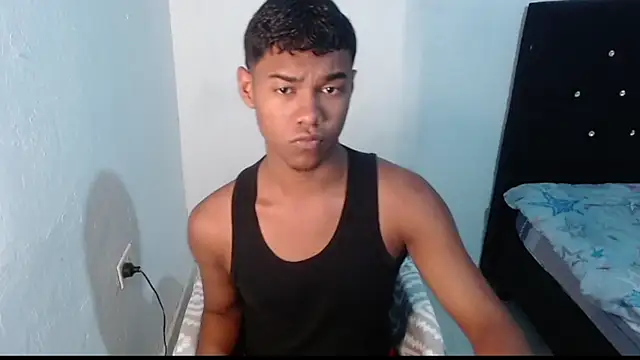 Snapshot of Jampier_sexyboy chatting on 03-09-25, 04:38 Jampier sexyboy online show from 03-09-25, 04:38