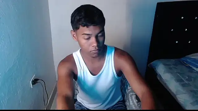 Snapshot of Jampier_sexyboy chatting on 03-12-25, 12:42 Jampier sexyboy online show from 03-12-25, 12:42