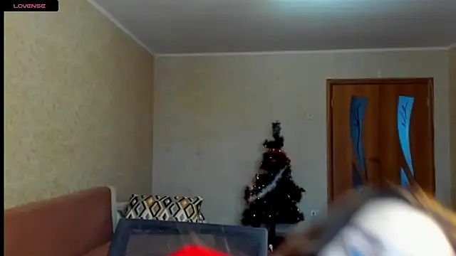 desired zzoya online show from 12-22-25, 03:58