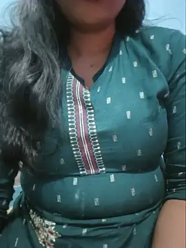 Snapshot of Sexyradha_ chatting on 07-29-26, 04:27 Sexyradha online show from 07-29-26, 04:27