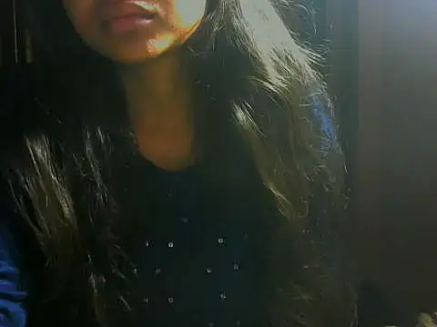 Snapshot of mayra89 chatting on 10-28-25, 01:42 mayra89 online show from 10-28-25, 01:42